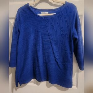 Beautiful Royal Blue Wave Pattern Top